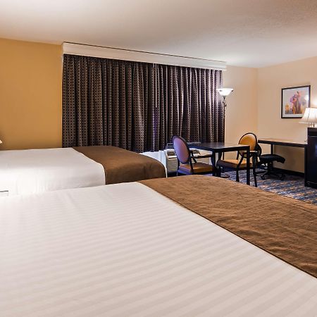 Best Western Winners Circle Hot Springs Exterior photo