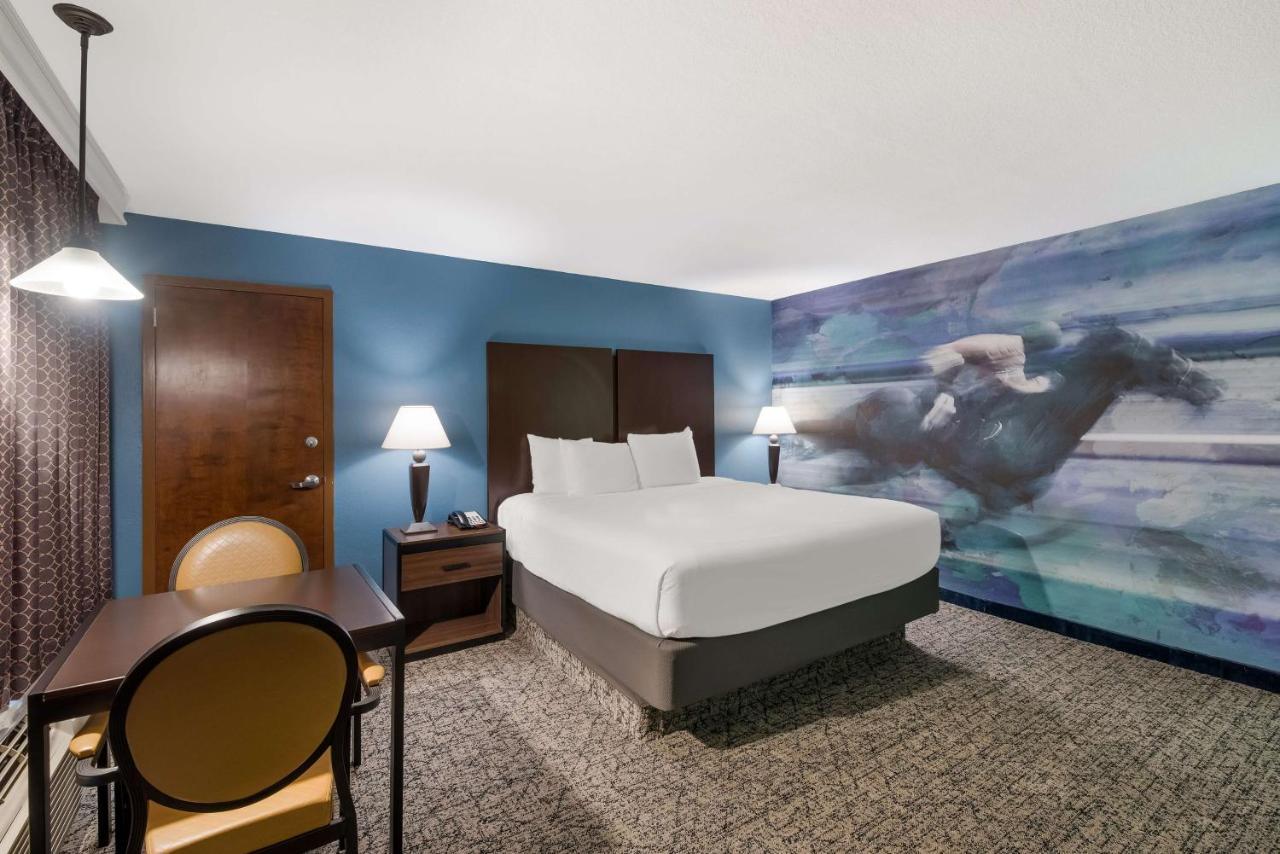 Best Western Winners Circle Hot Springs Exterior photo