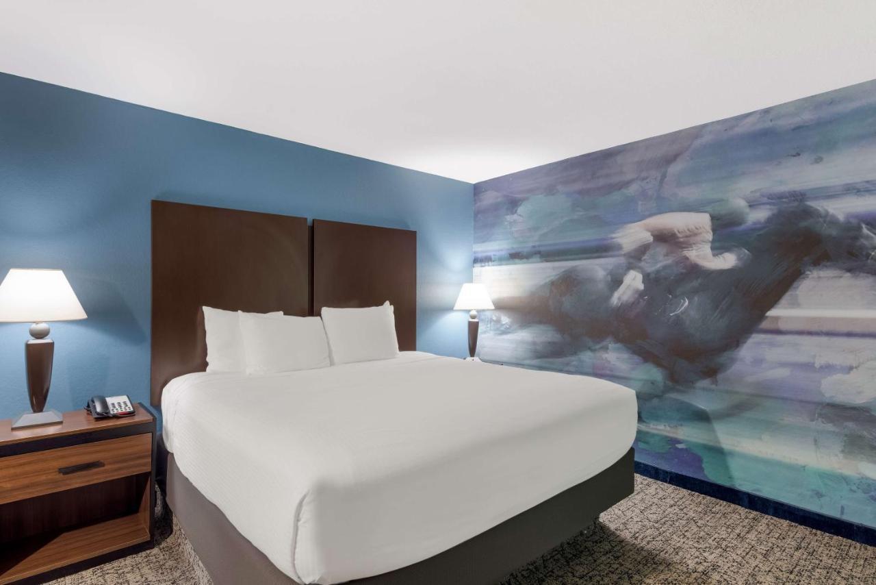 Best Western Winners Circle Hot Springs Exterior photo