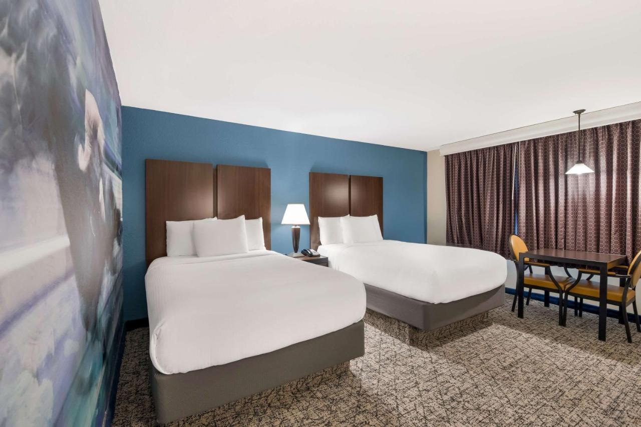 Best Western Winners Circle Hot Springs Exterior photo