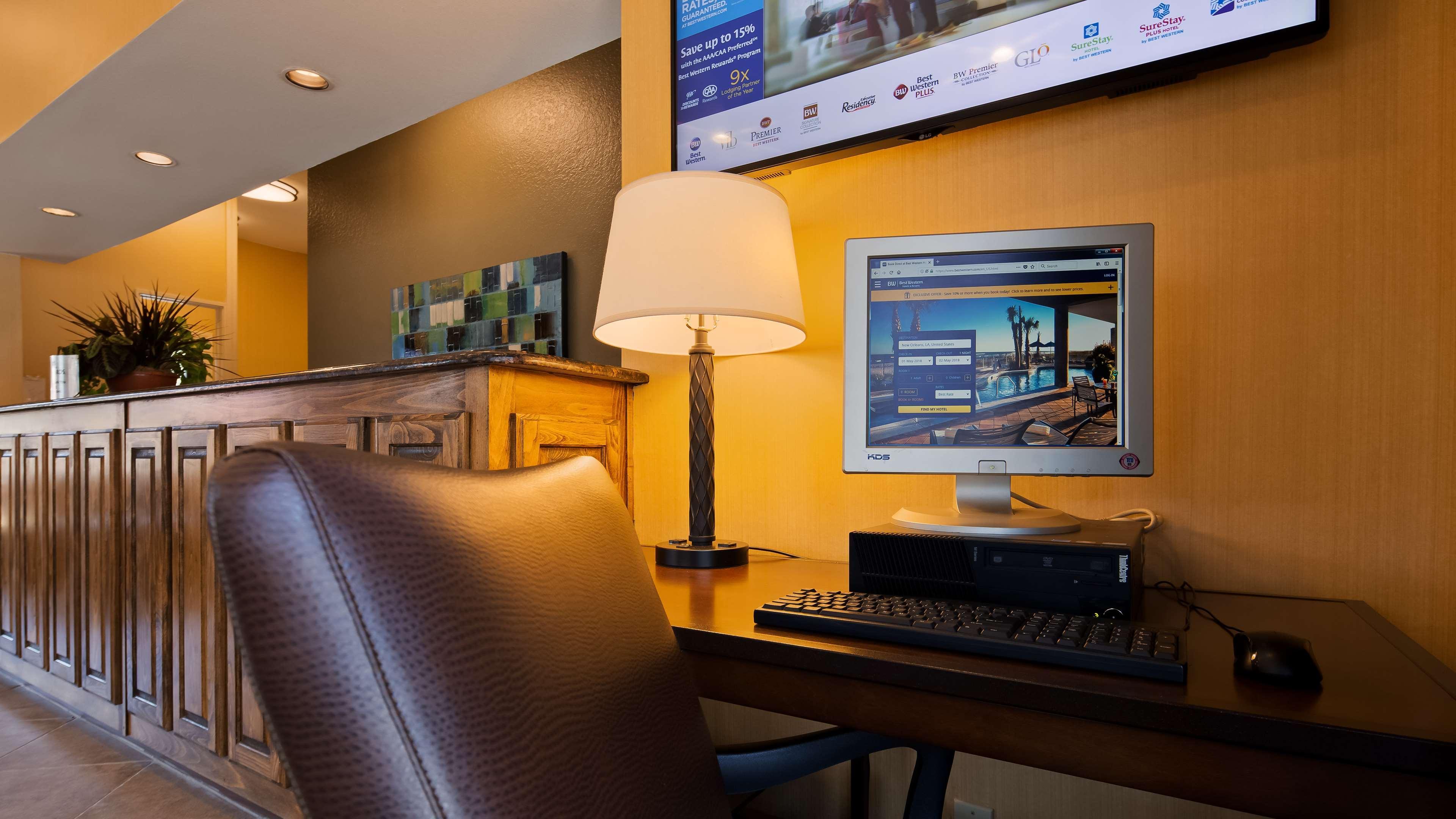 Best Western Winners Circle Hot Springs Exterior photo