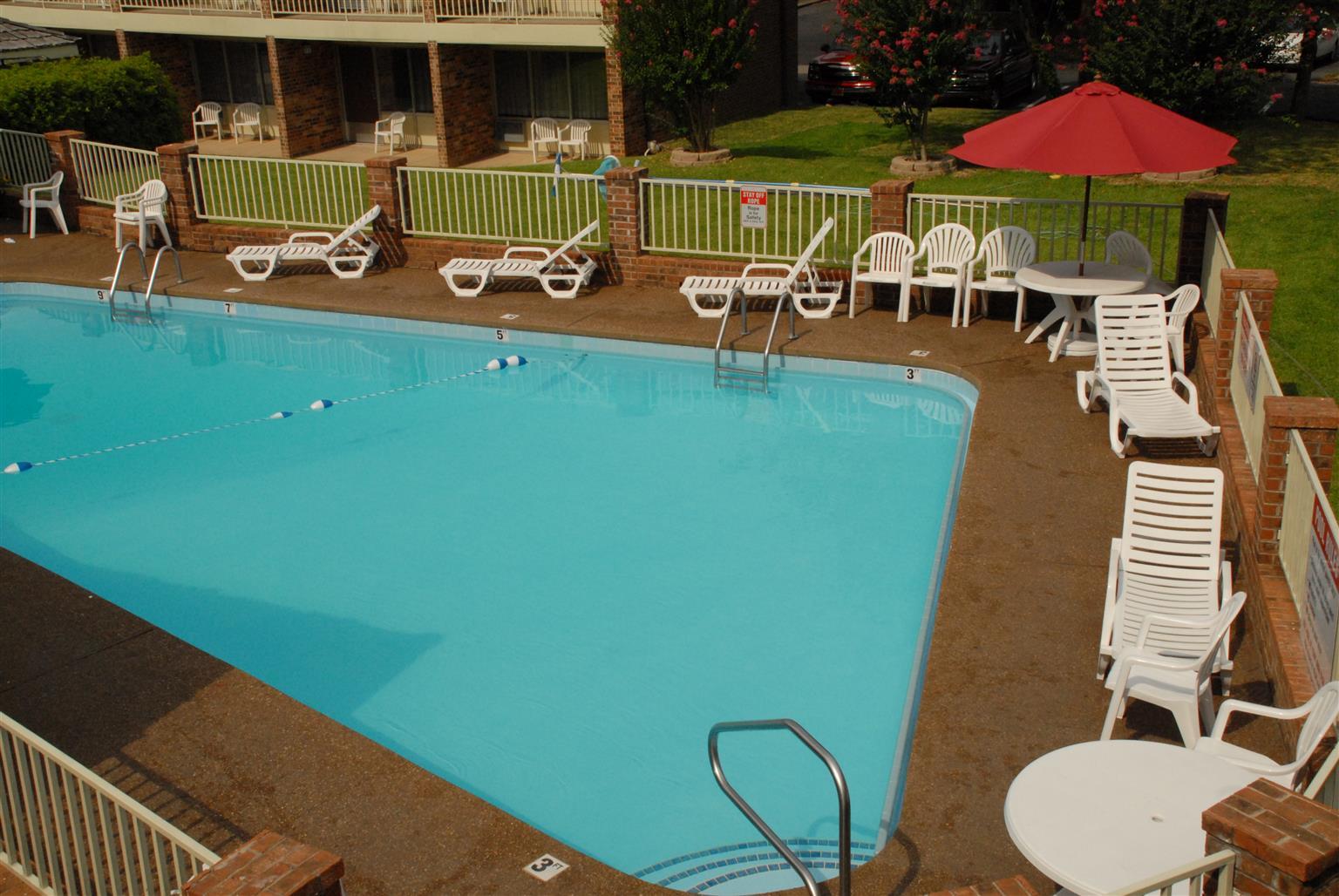 Best Western Winners Circle Hot Springs Facilities photo