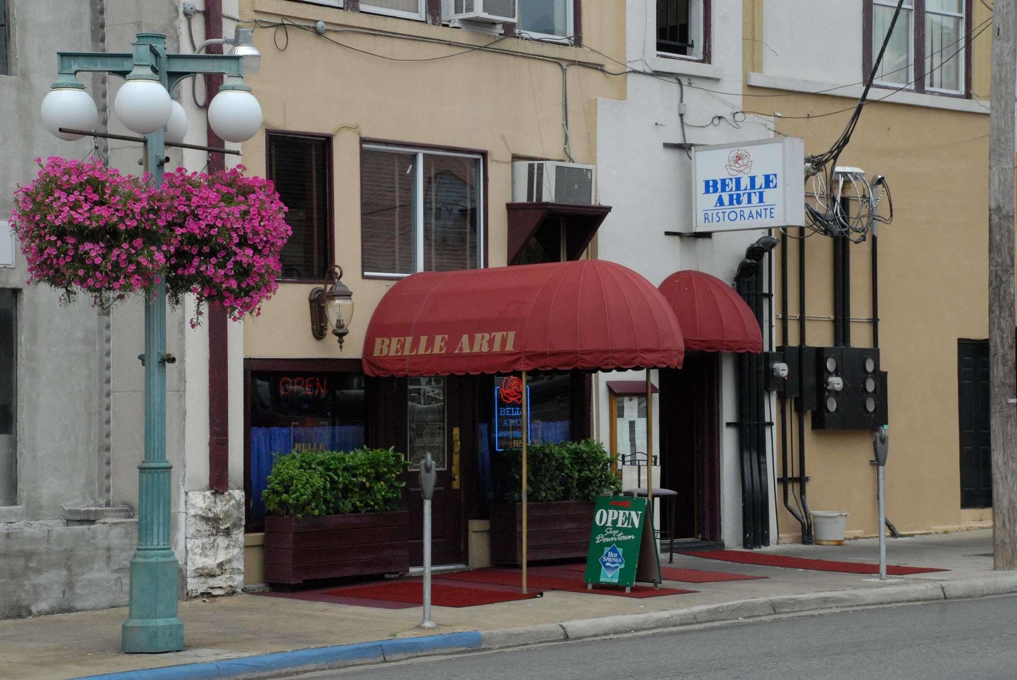 Best Western Winners Circle Hot Springs Exterior photo